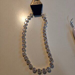 NWT, gold, clear stone necklace, very classy looking